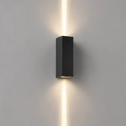 Arandela IP65 com fachos para áreas externas LED 12W IP65 Feixe Estreito Para Varandas, Fachadas e Jardins