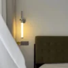 kf-S05b8666c5865418e8f09bae196a0e2e9E Arandela Linear Retrô Elegante Prata De Braço Ajustável Para Quartos, Salas, Hall de Entrada e Lavabos