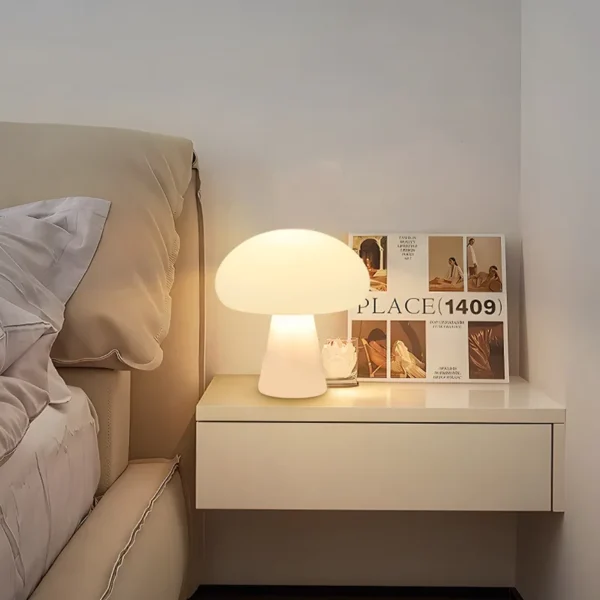 Abajur Cogumelo Luminária Portátil Acrílico Branco Leitoso Pra Home Office, Cabeceira Cama e Mesa De Criado Mudo