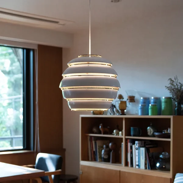 Lustre Redondo Em Camadas Alvar Aalto → A331 Beehive – Réplica Chinesa