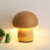 Abajur Moderno Luminária Tipo Cogumelo Cor Madeira e Bateria Recarregável Para Mesa Home Office, Quartos e Salas