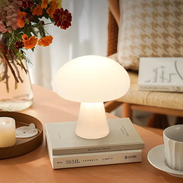 Abajur Cogumelo Luminária Portátil Acrílico Branco Leitoso Pra Home Office, Cabeceira Cama e Mesa De Criado Mudo