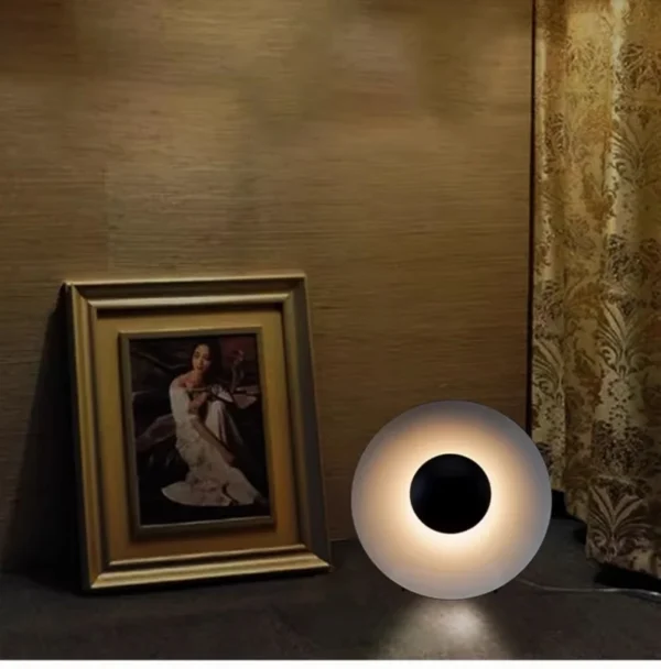 Luminária De Mesa Disco Com LED Luz Indireta