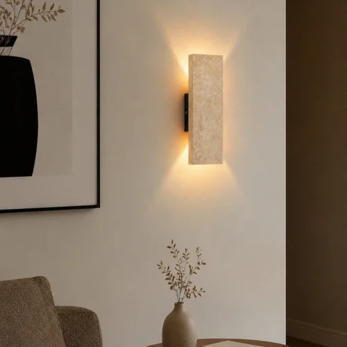 Arandela Externa LED Com 2 Fachos de Luz Em Travertino Amarelo Natural Para Área Externa Para Jardins e Fachadas