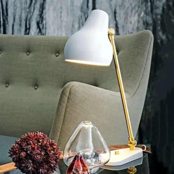 Luminária de Mesa Design Dinamarquês Minimalista