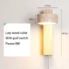 Arandela Wabi-Sabi em Travertino e Madeira com Luz LED Giratória - Madeira Natural com Interruptor de Cordão Arandela Wabi-Sabi em Travertino e Madeira com Luz LED Giratória - Madeira Natural com Interruptor de Cordão