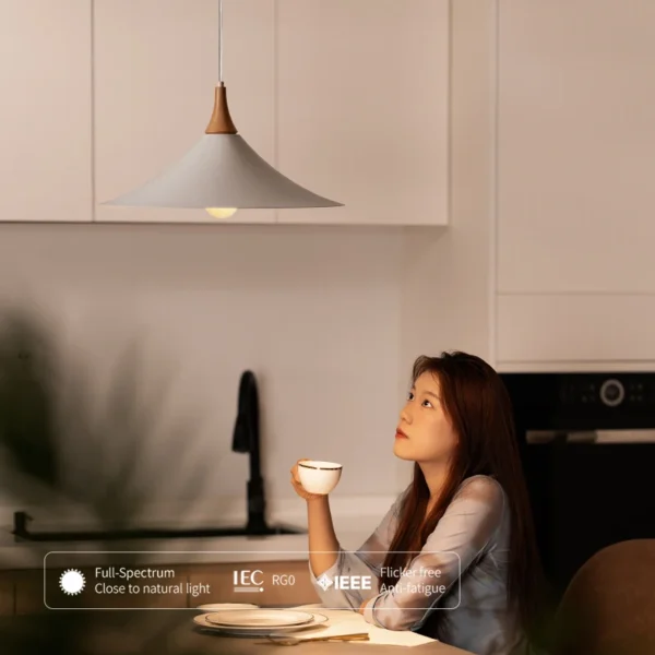 kf-S345af421bc5842f4bd8a3ea711858c8bc Pendente de Madeira Triangular LED Minimalista - foto 4